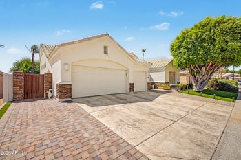 20784 N 62nd Dr, Glendale, AZ 85308