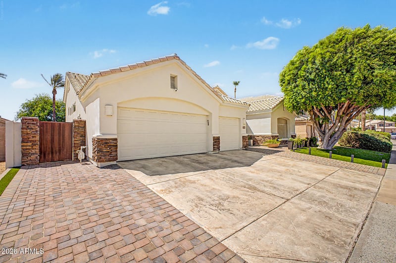 20784 N 62nd Dr, Glendale, AZ 85308