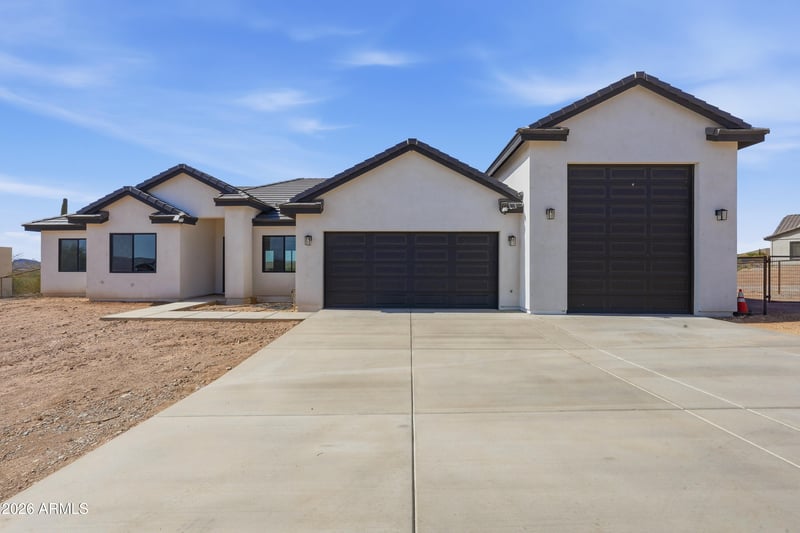 2079 Moon Dust Trl, San Tan Valley, AZ 85144