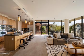 208 Portland St #262, Phoenix, AZ 85003