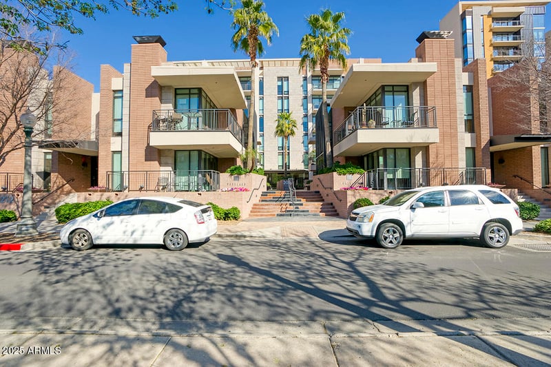 208 Portland St #460, Phoenix, AZ 85003