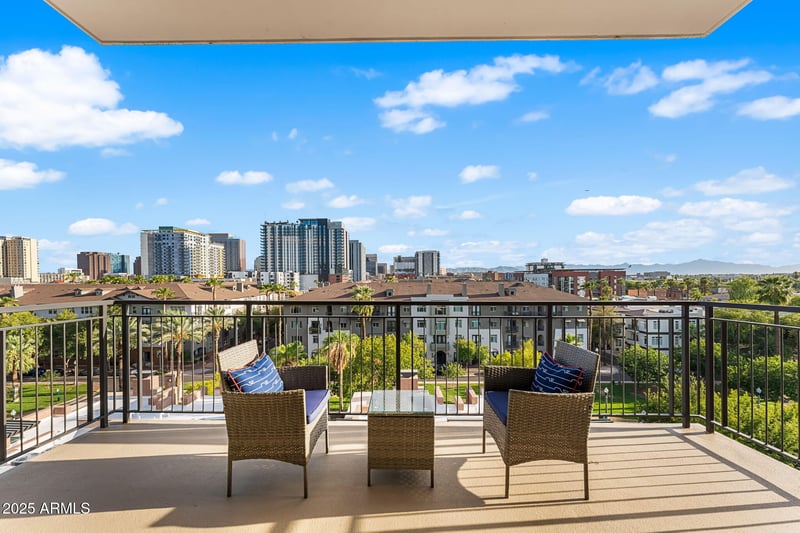 208 Portland St #662, Phoenix, AZ 85003