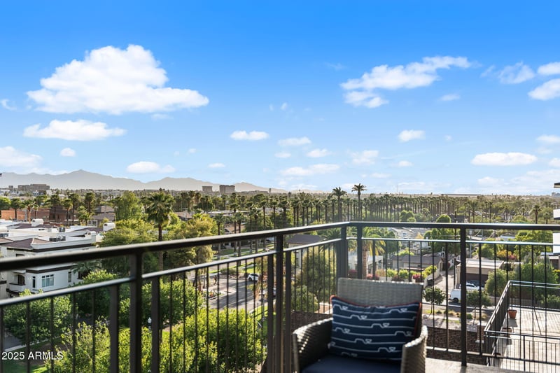 208 Portland St #662, Phoenix, AZ 85003
