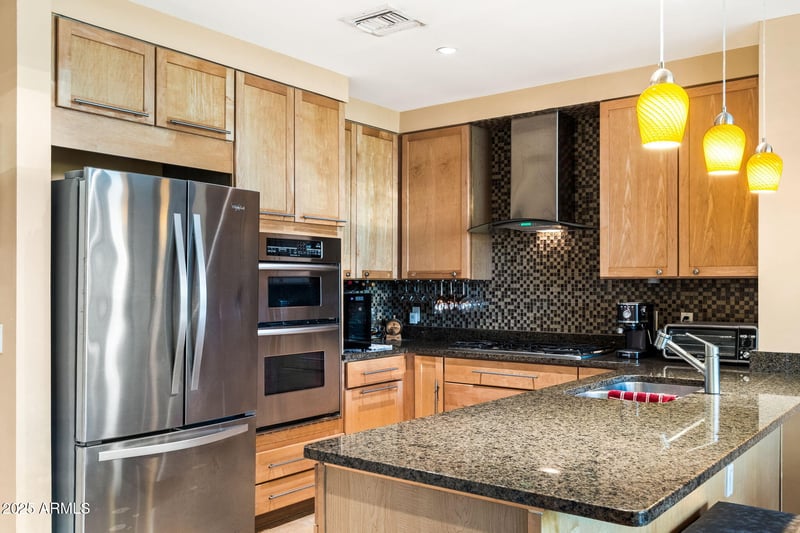 208 Portland St #360, Phoenix, AZ 85003