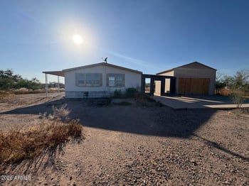 20802 Beacon Ct, Wittmann, AZ 85361