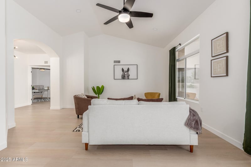 20811 148th Dr, Sun City West, AZ 85375