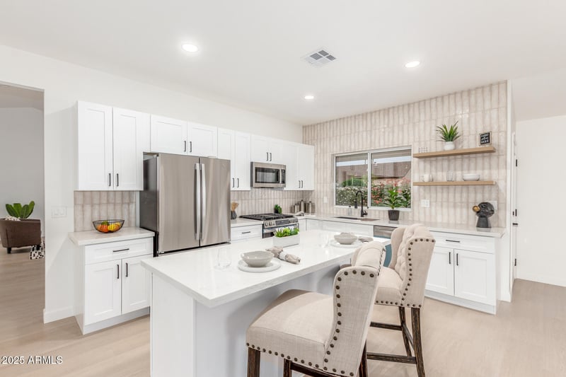 20811 148th Dr, Sun City West, AZ 85375