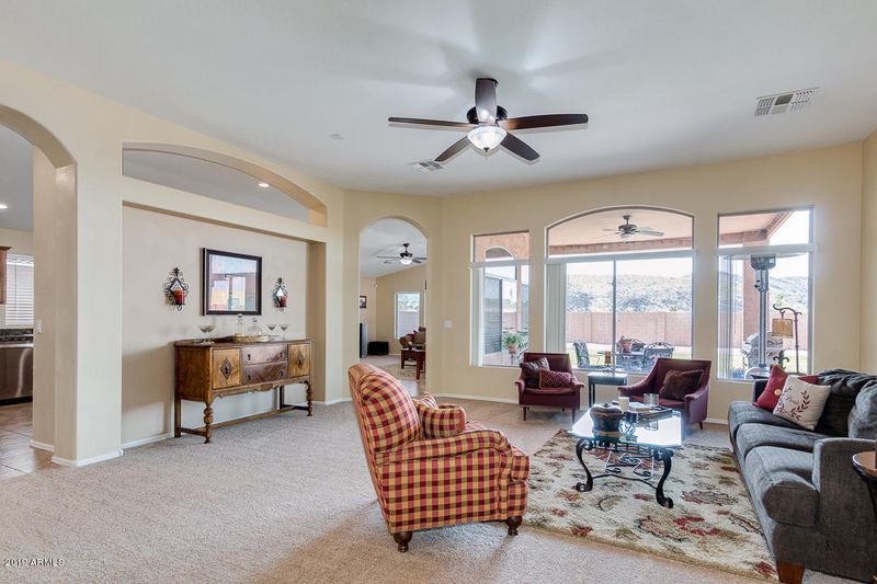 20818 N 39th Dr, Glendale, AZ 85308