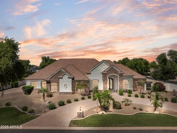 2082 E Sanoque Blvd, Gilbert, AZ 85298