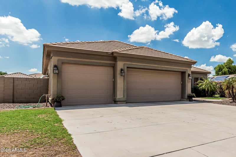 20826 Hadrian Way, Queen Creek, AZ 85142