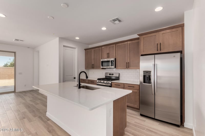 2083 181st Dr, Goodyear, AZ 85338