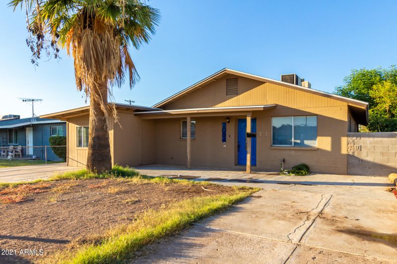 2084 E Don Carlos Ave, Tempe, AZ 85281
