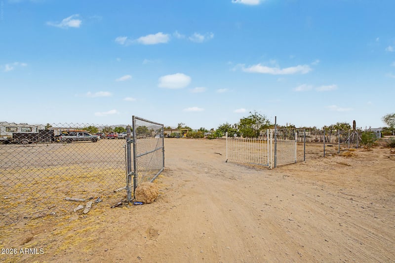 20843 W Tip Top Mine Rd, Wittmann, AZ 85361