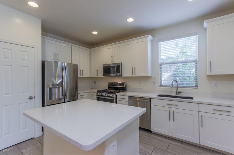 20847 W Elm Way, Buckeye, AZ 85396