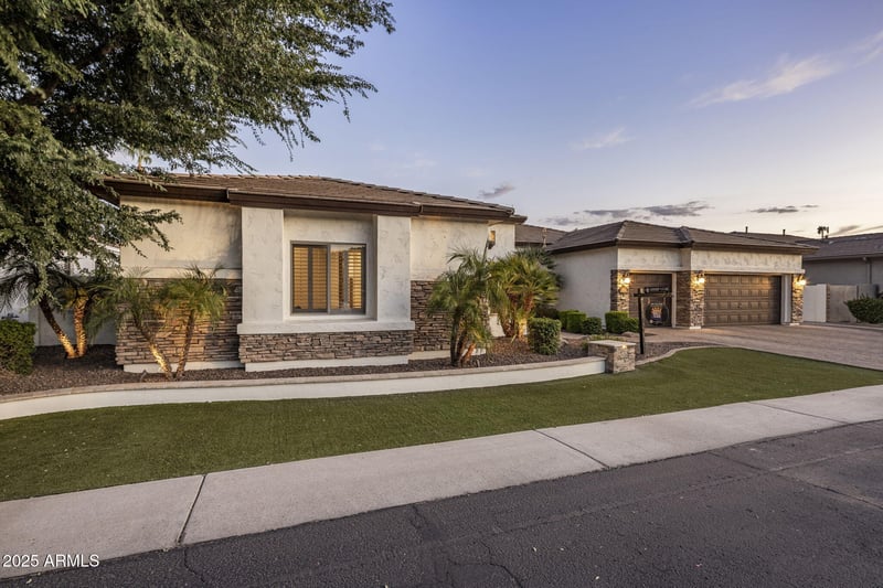 2085 Weatherby Way, Chandler, AZ 85286