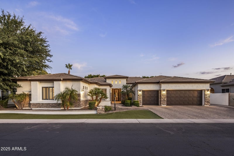 2085 Weatherby Way, Chandler, AZ 85286