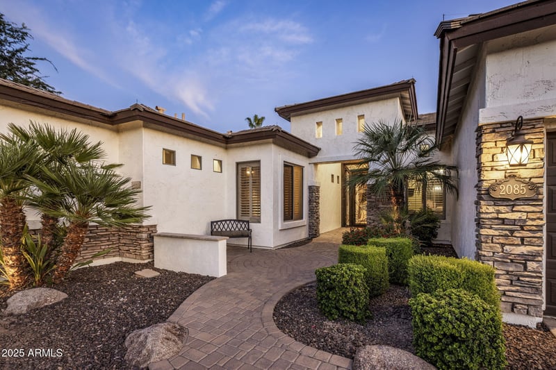 2085 Weatherby Way, Chandler, AZ 85286