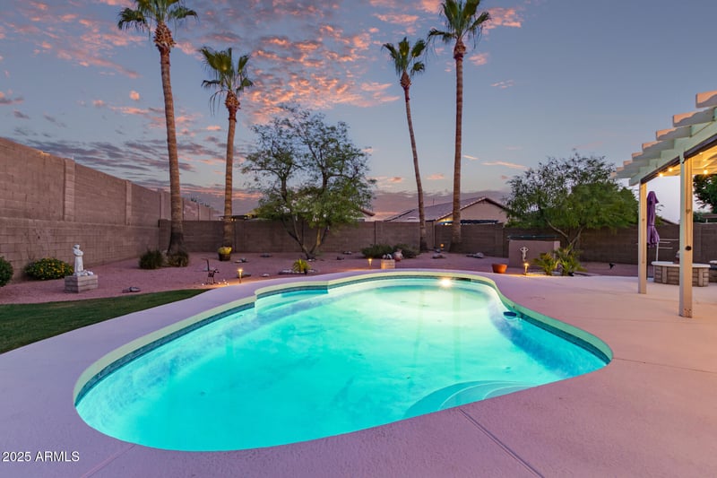 20857 107th Dr, Peoria, AZ 85373
