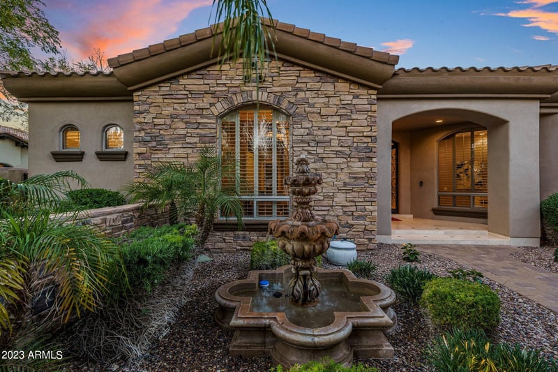 2086 E Champagne Pl, Chandler, AZ 85249
