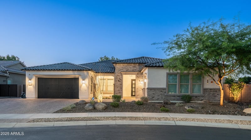 2086 Trigger Way, Gilbert, AZ 85297