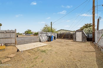 2087 Michelle Dr, Phoenix, AZ 85022