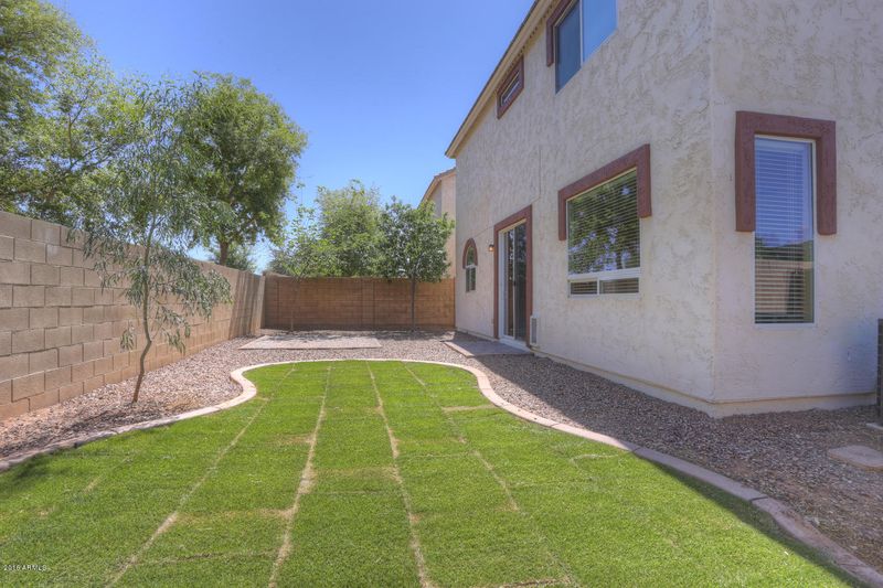 2087 S Jacana Ln, Gilbert, AZ 85295