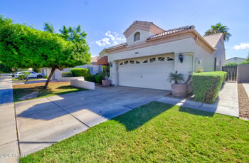 2089 E Huron Ct, Gilbert, AZ 85234