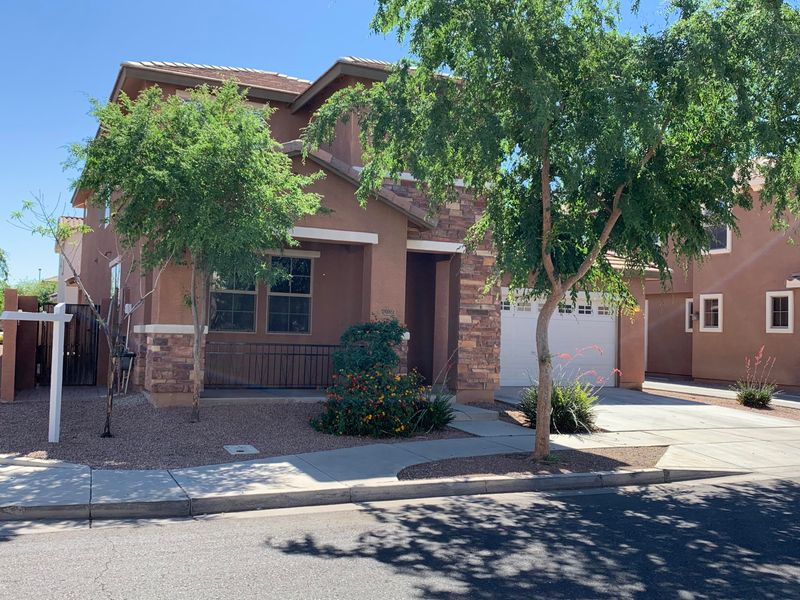 2089 S Colt Dr, Gilbert, AZ 85295