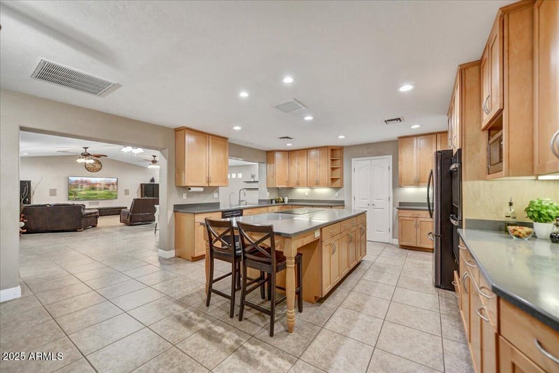 209 Avenida Sierra Madre --, Gilbert, AZ 85296