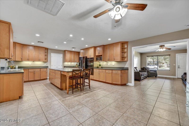 209 Avenida Sierra Madre --, Gilbert, AZ 85296