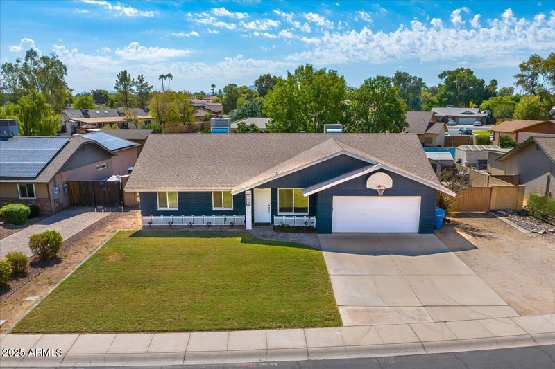 209 Avenida Sierra Madre --, Gilbert, AZ 85296