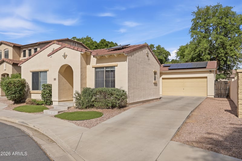 209 76th Pl, Mesa, AZ 85207