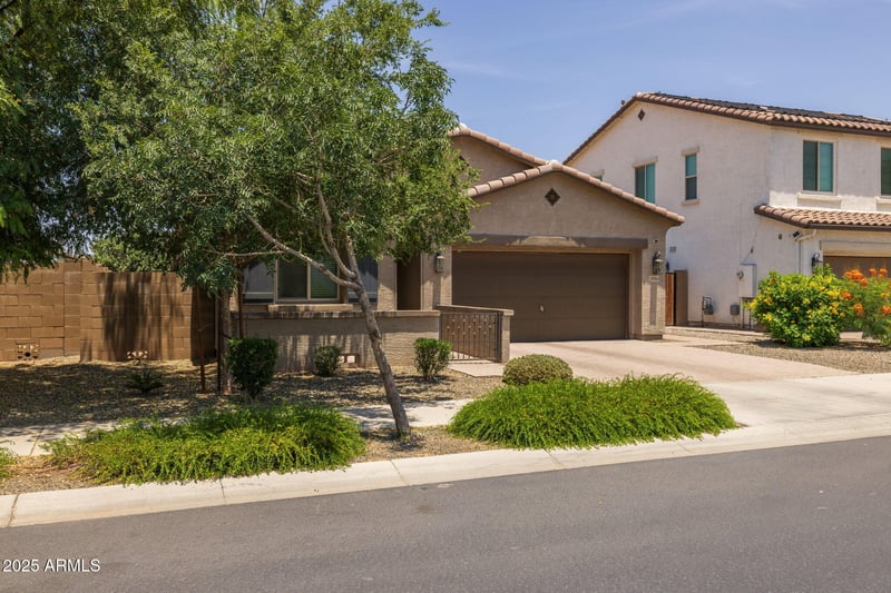 20904 Swan Dr, Queen Creek, AZ 85142