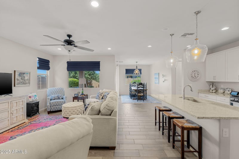 20904 Swan Dr, Queen Creek, AZ 85142