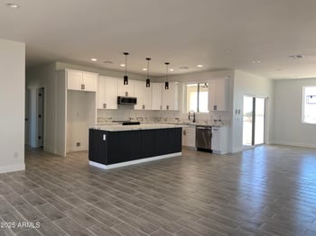 20905 Dale Ln, Wittmann, AZ 85361