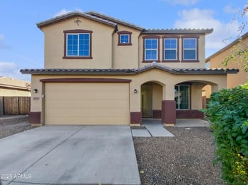 2091 Garland Dr, San Tan Valley, AZ 85144