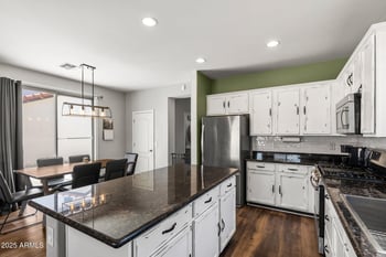 2091 Ponderosa Dr, Gilbert, AZ 85295