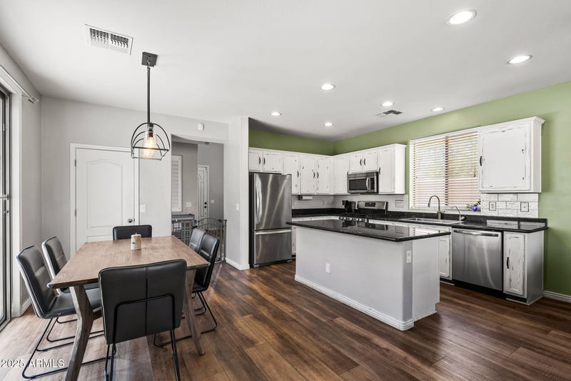2091 Ponderosa Dr, Gilbert, AZ 85295