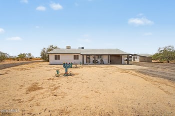 20915 Dale Ln, Wittmann, AZ 85361