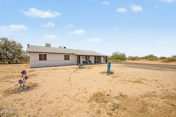 20915 Dale Ln, Wittmann, AZ 85361
