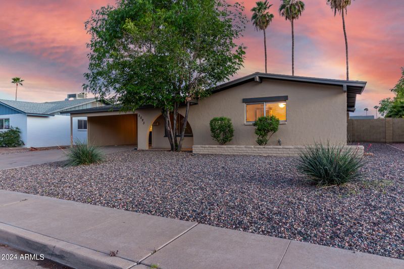 2093 E Carson Dr, Tempe, AZ 85282