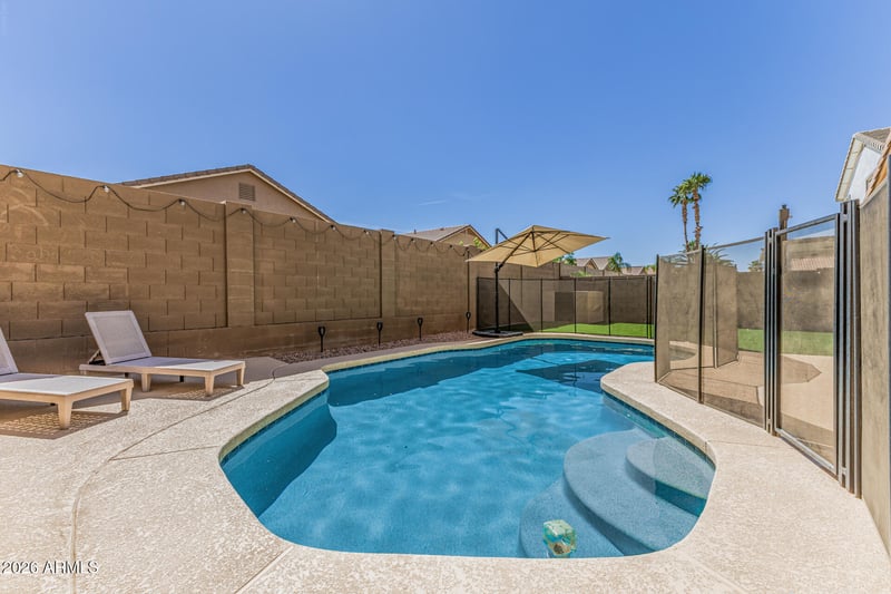 2093 Goldmine Mountain Dr, San Tan Valley, AZ 85144