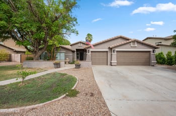 2094 Stuart Ave, Gilbert, AZ 85295