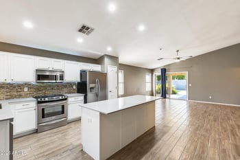 20942 85th Dr, Peoria, AZ 85382