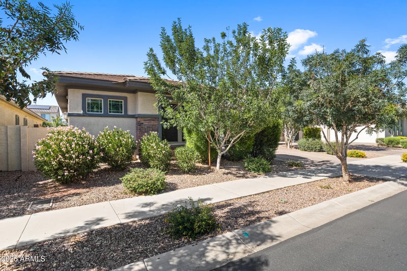 20948 Canary Way, Queen Creek, AZ 85142