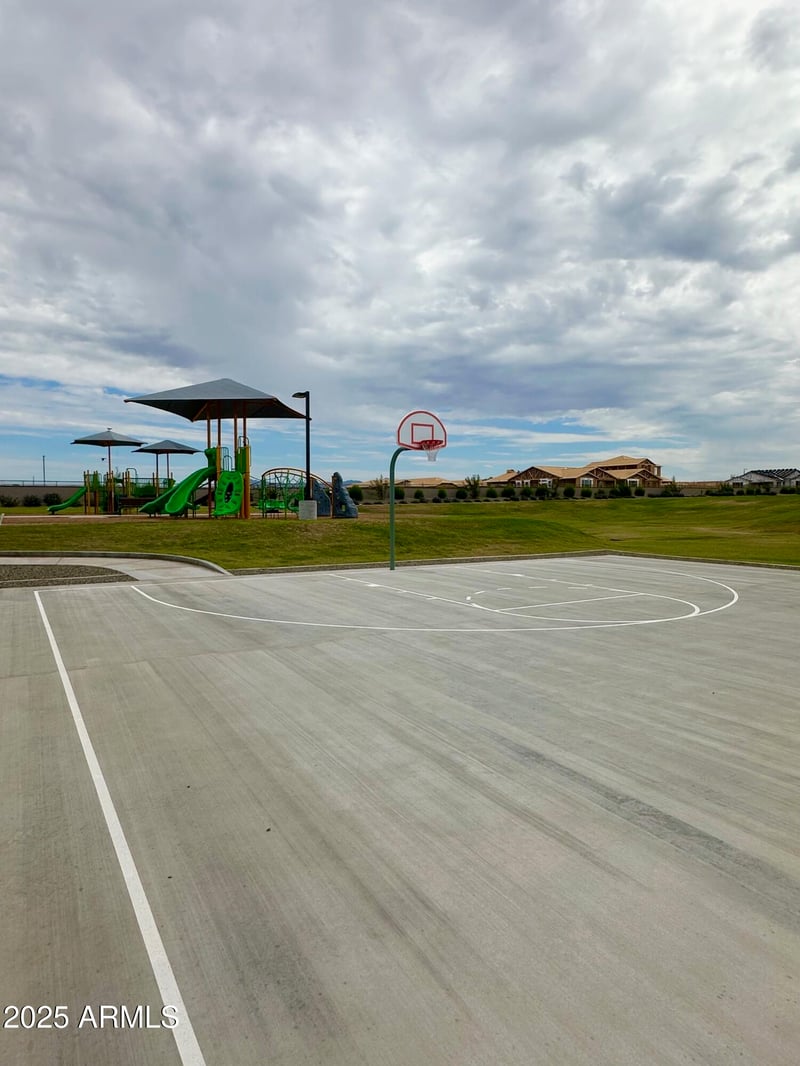 2095 Night Rider Rd, San Tan Valley, AZ 85140