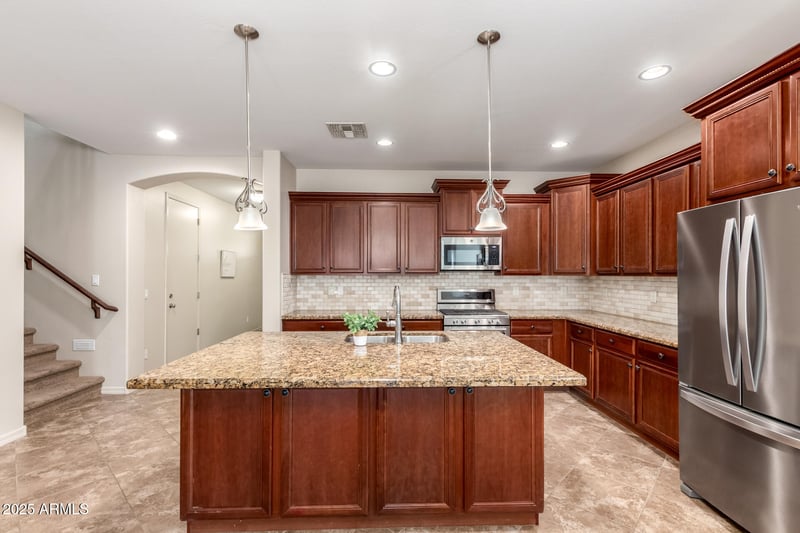 20950 Thomas Rd, Buckeye, AZ 85396