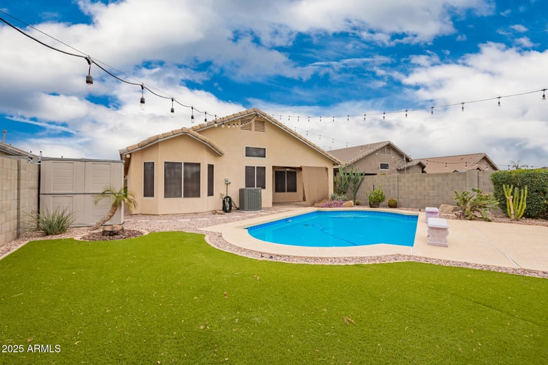 20966 84th Ln, Peoria, AZ 85382