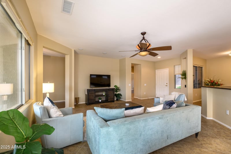 20972 Canyon Whisper Dr, Surprise, AZ 85387