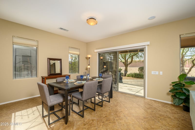20972 Canyon Whisper Dr, Surprise, AZ 85387